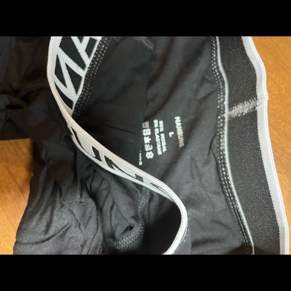 NIB Men’s Boxer Briefs- package opened to check style - Picture 5 of 5